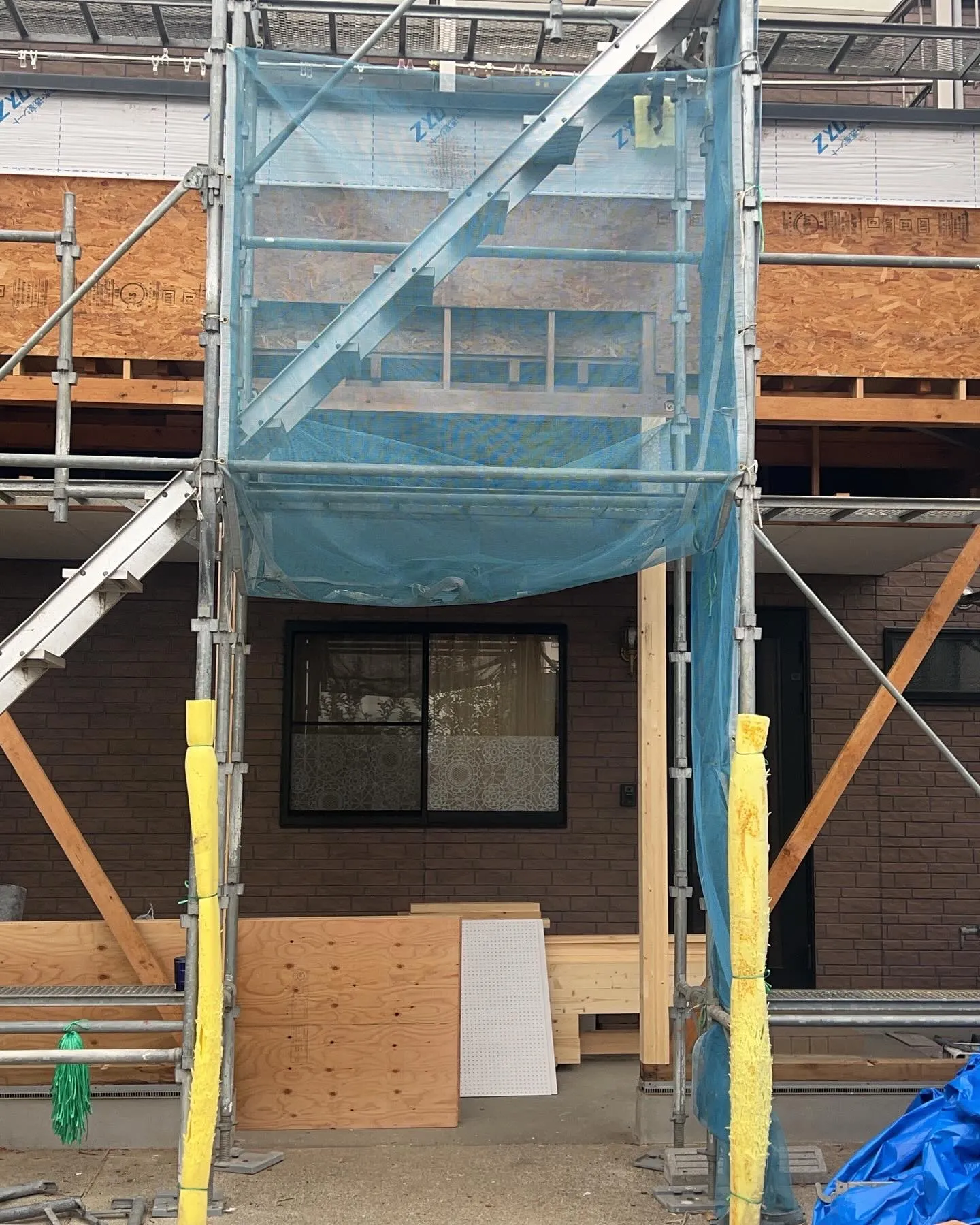 群馬県桐生市に位置する青木板金が、この度前橋市S様邸宅にて一...